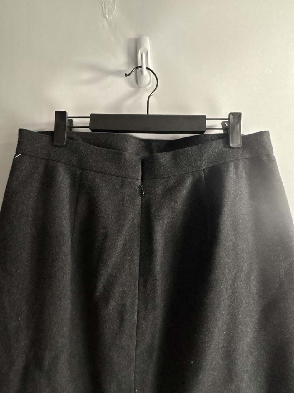 Per Se Charcoal Gray Wool Blend Pencil Skirt with Studded Detail - Picture 6 of 7